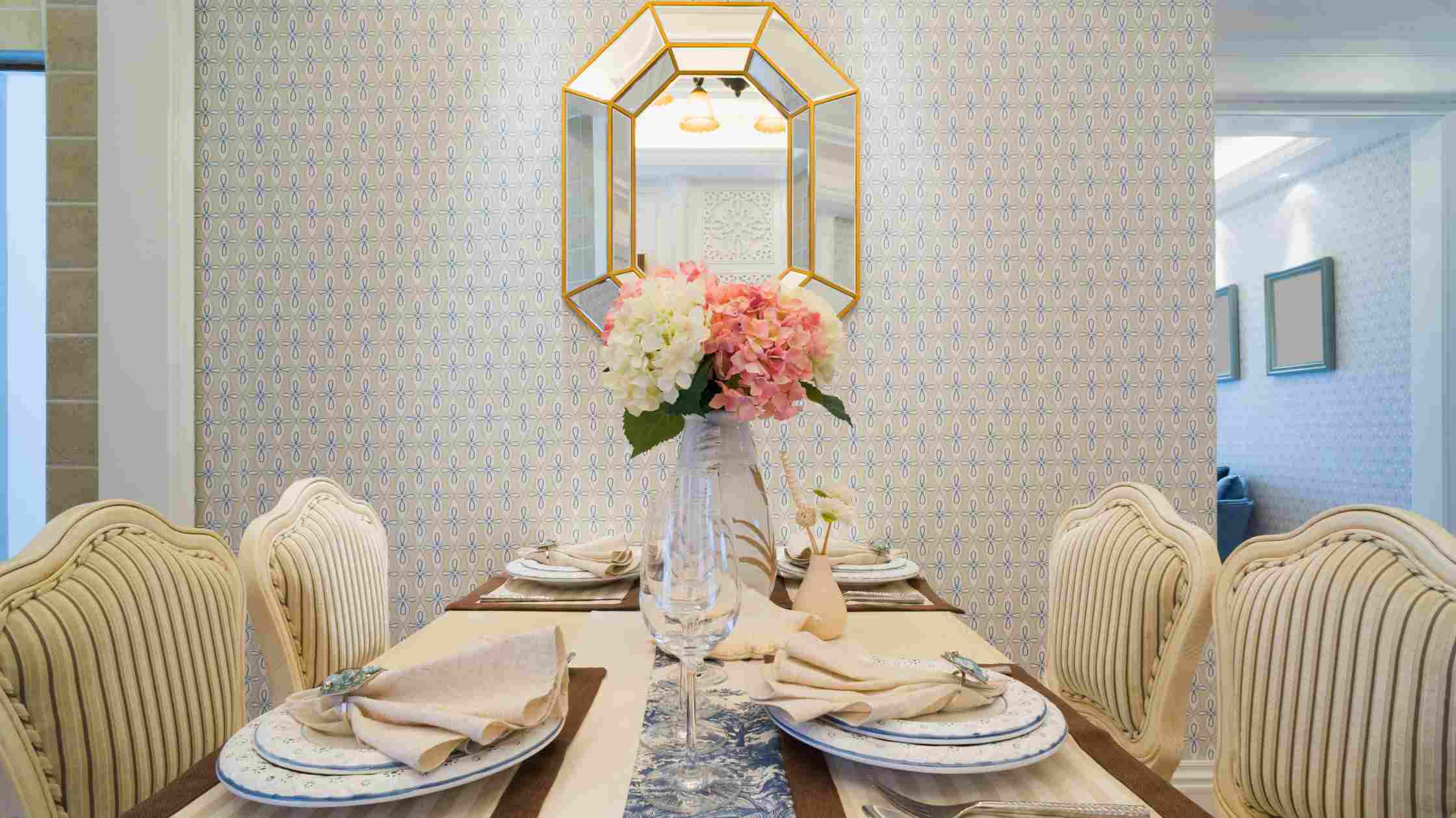 Modern Dining Room Mirror Ideas