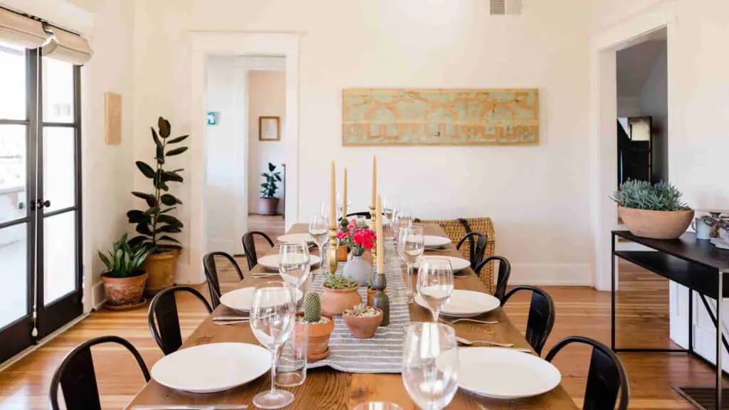 9 Modern Dining Room Accent Wall Ideas Under $250 : Affordable, Complimentable!