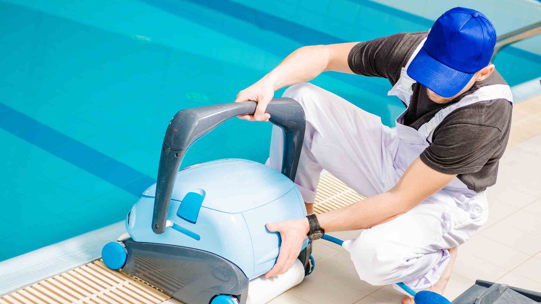 Best Above Ground Pool Vacuum