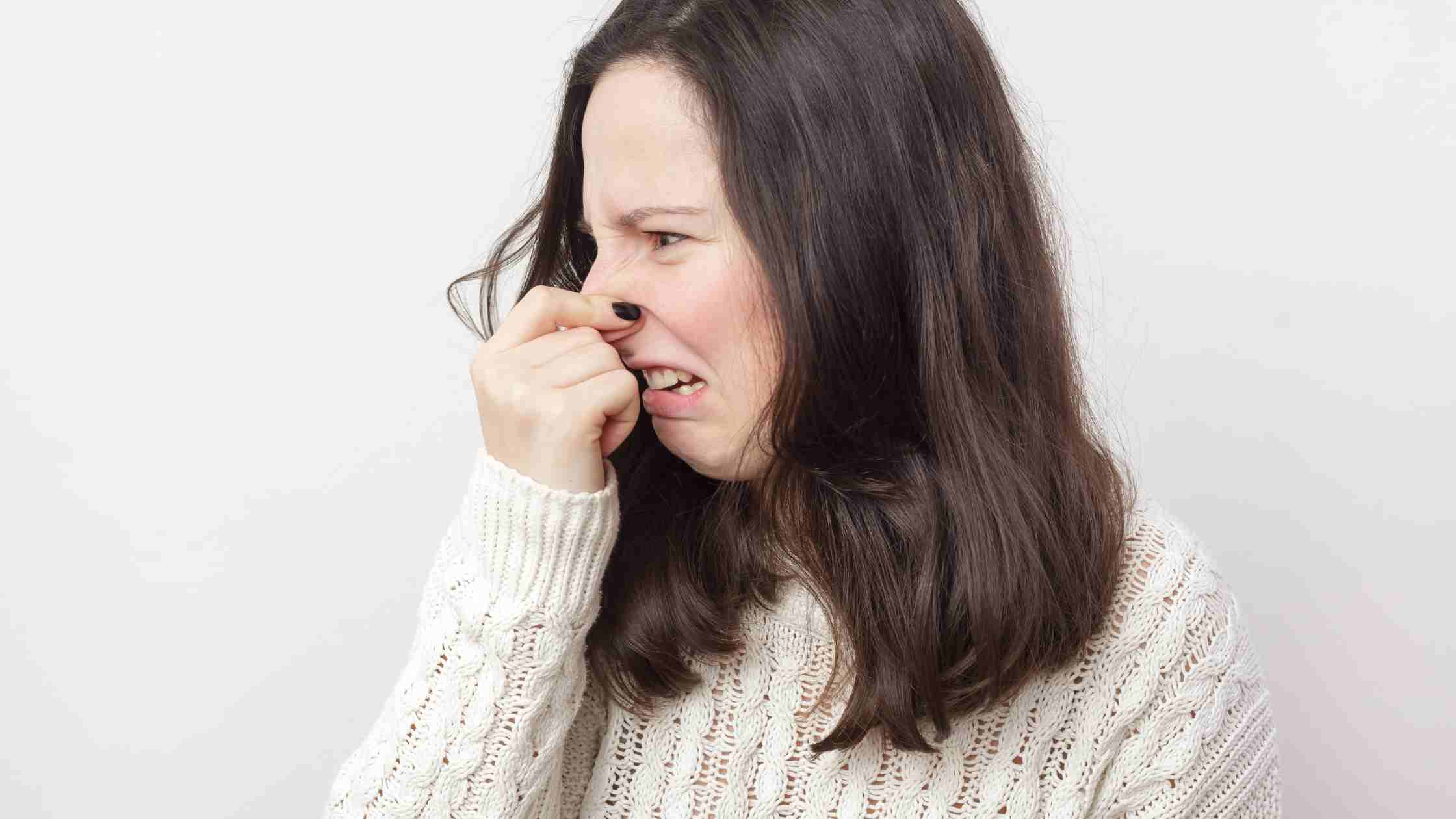 How To Get Smoke Smell Out Of Clothes