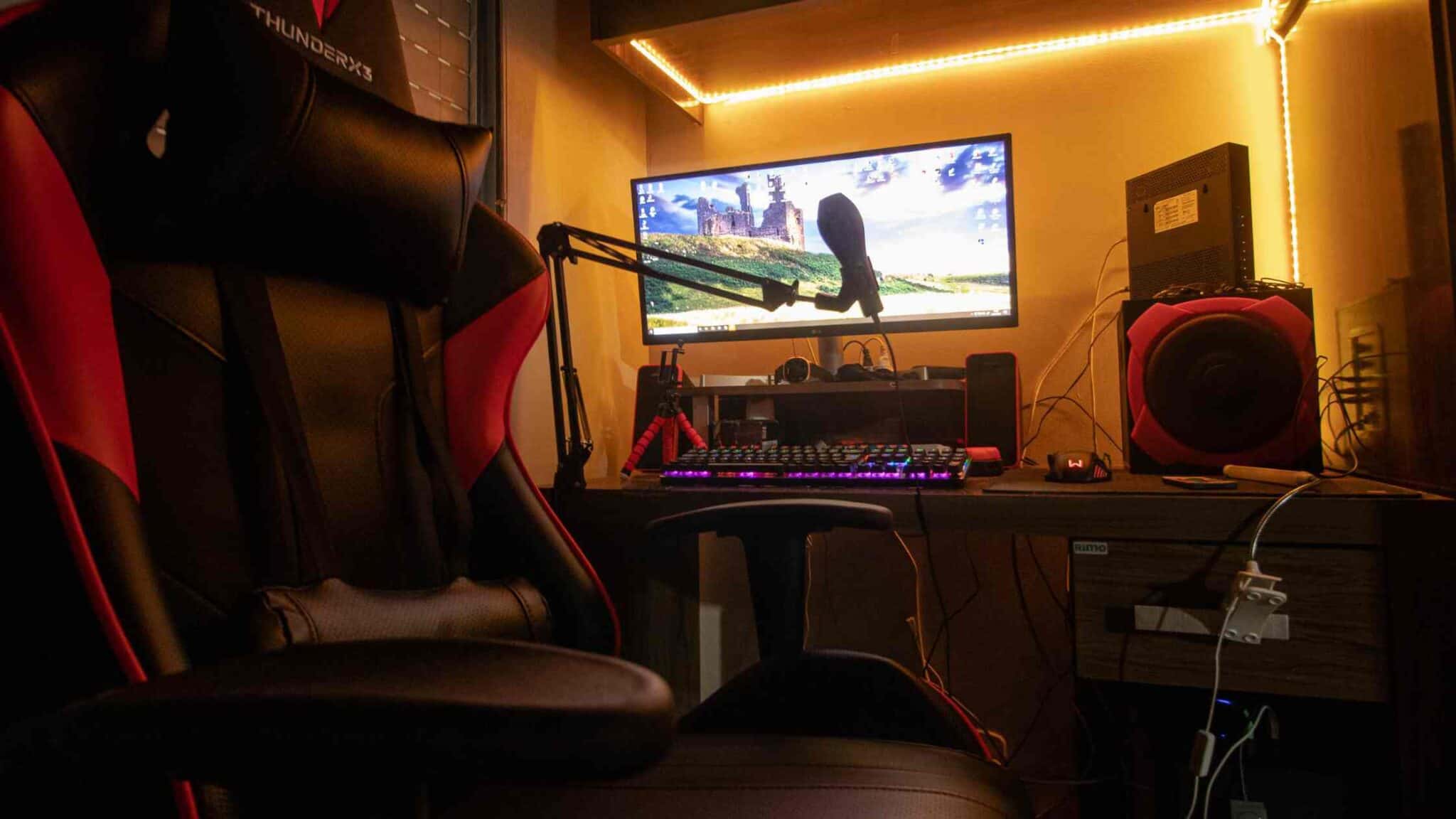 Make Your Soundproof Gaming Room [8 Effective Ways]